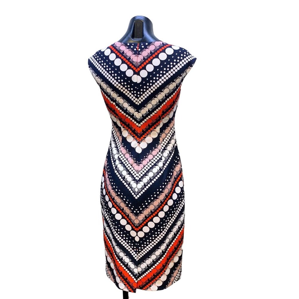 Vince Camuto Sleeveless Chevron Print Dress 2 - Picture 4 of 6